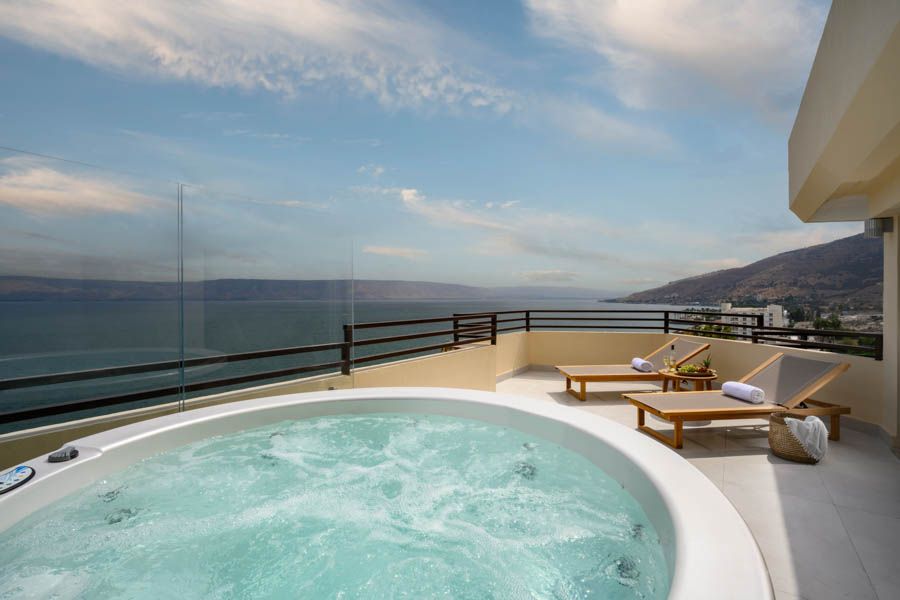 לאונרדו פלאזה