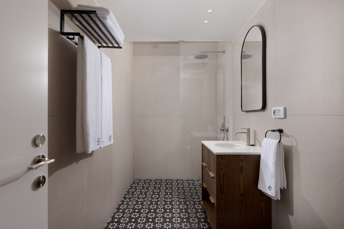 רזידנס 42° אילת( לשעבר סוויטות 42)