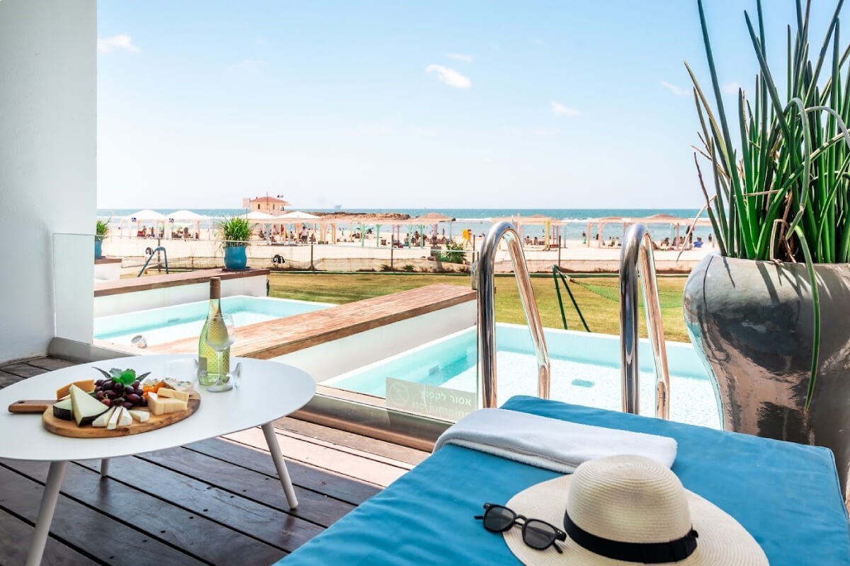 חוף נחשולים