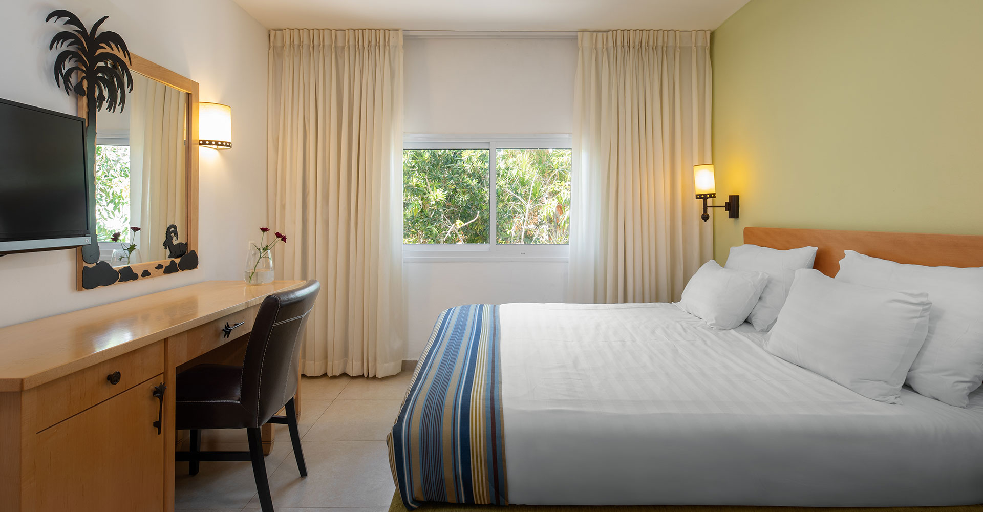 מלון עין גדי