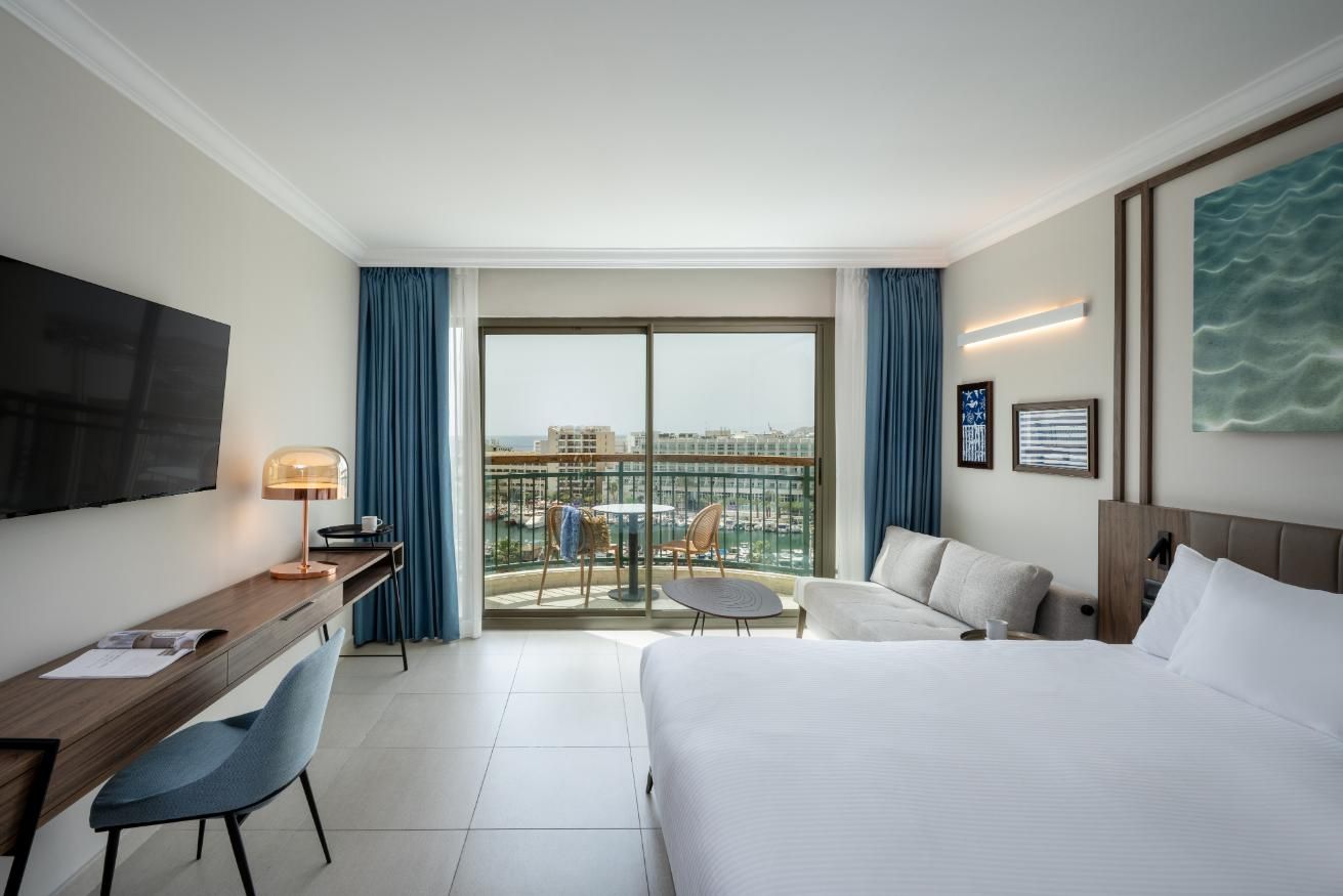 יו מגיק פאלאס