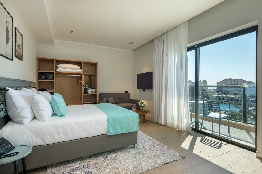 רוקסון רד סי (למבוגרים בלבד)