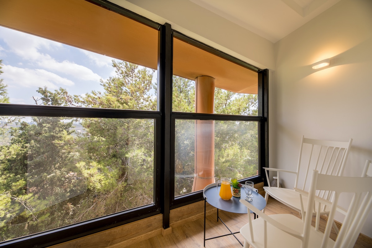 C HOTELS נווה אילן