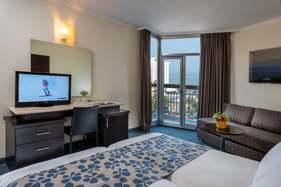 לאונרדו קלאב