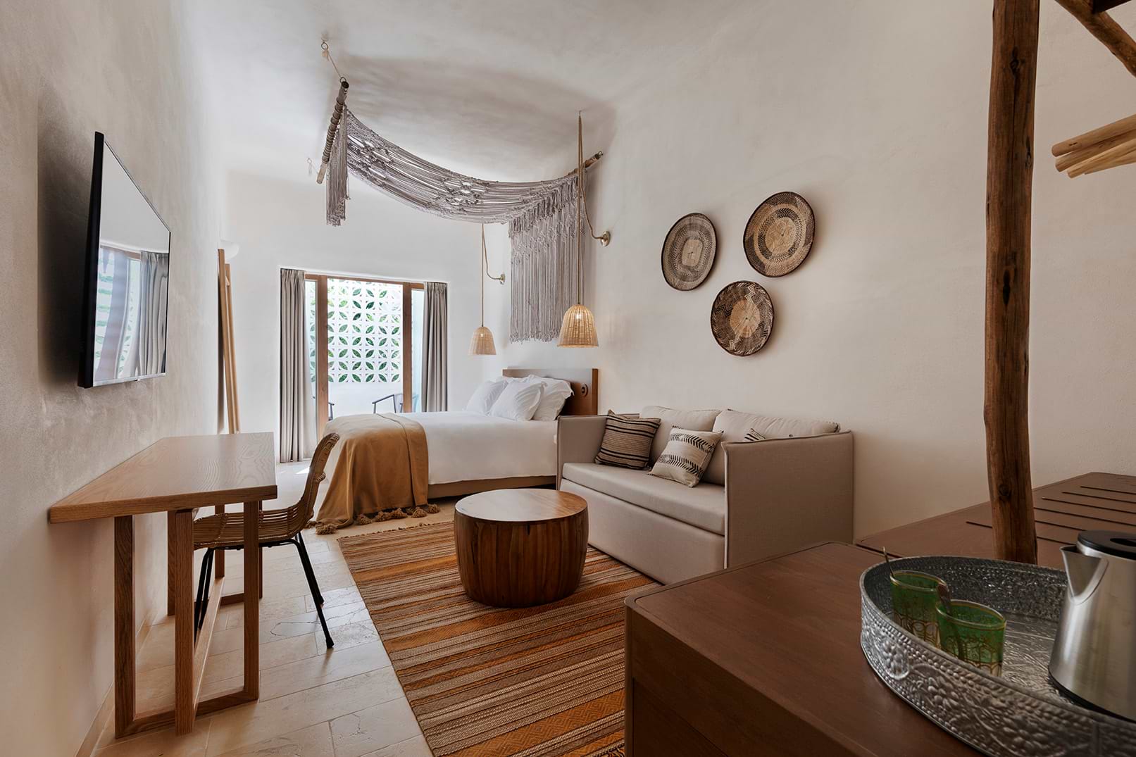 ישרוטל קדמא