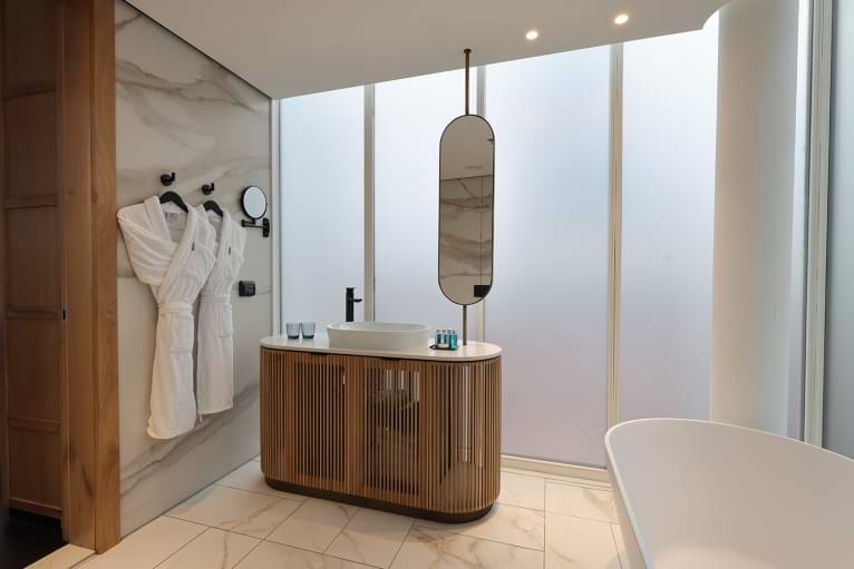 ישרוטל אלברטו