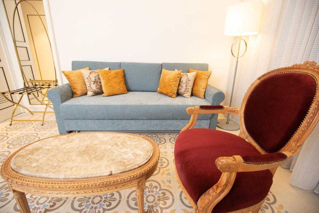 אדמונד ראש פינה