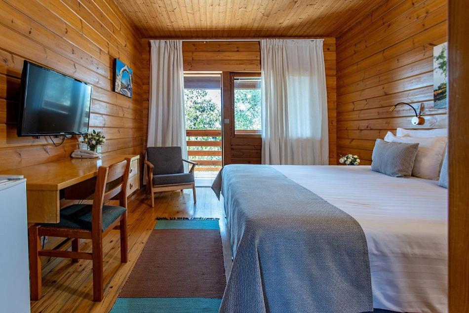 לוגוס יד השמונה