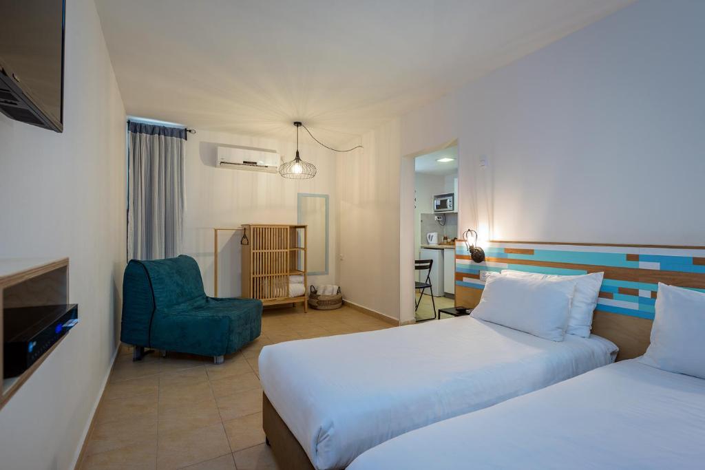 אילות - אירוח כפרי