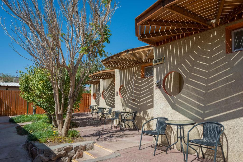 אילות - אירוח כפרי