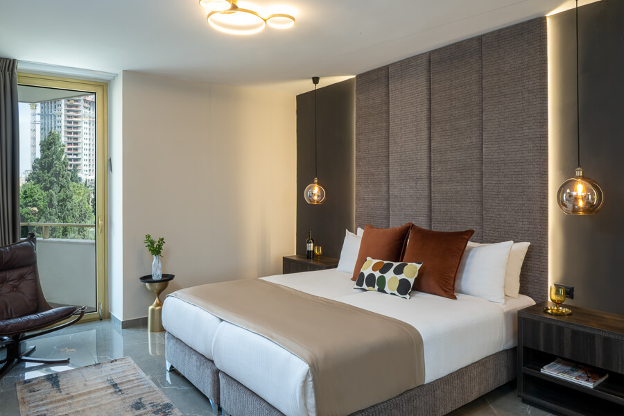 לאונרדו פלאזה