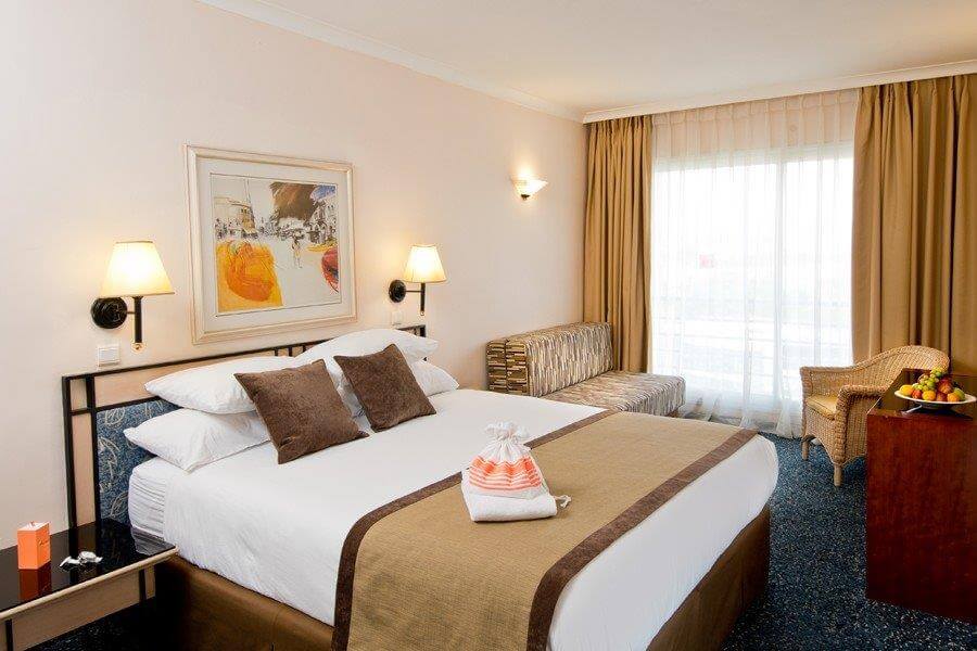 לאונרדו פלאזה