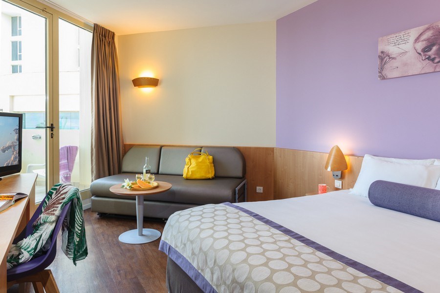 לאונרדו פלאזה