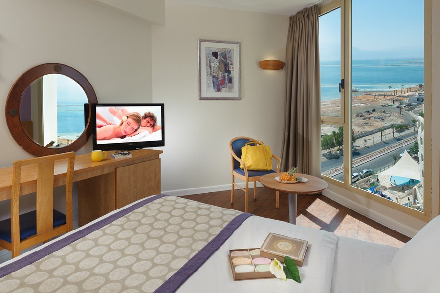 לאונרדו פלאזה